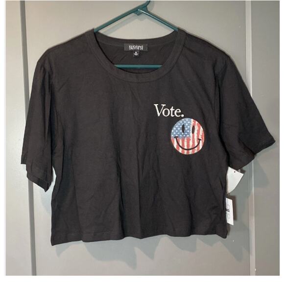La La Land Creative Co Womens Size Small Vote Crop T-Shirt Black Short Sleeve - Picture 1 of 6